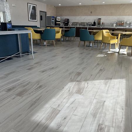 Comfort Suites Longview North Bagian luar foto