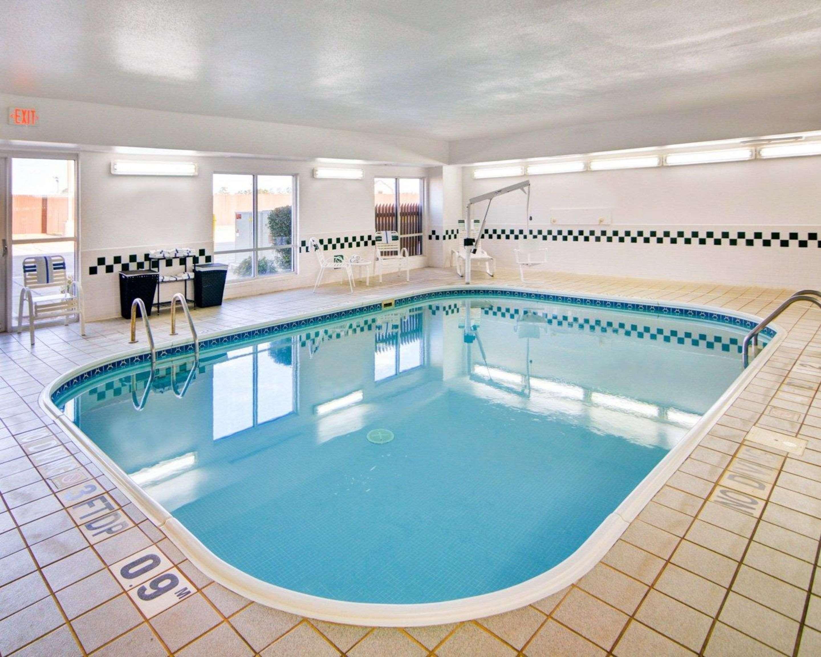 Comfort Suites Longview North Bagian luar foto