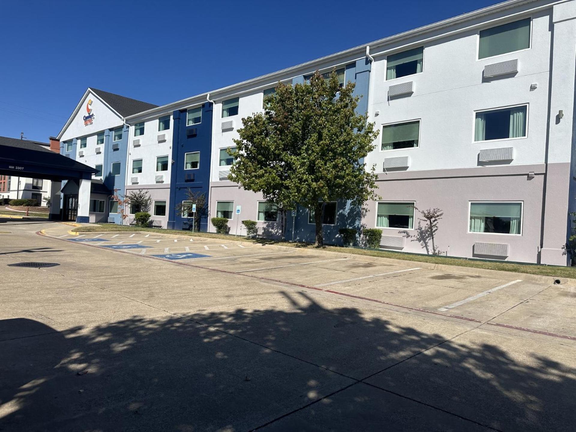 Comfort Suites Longview North Bagian luar foto